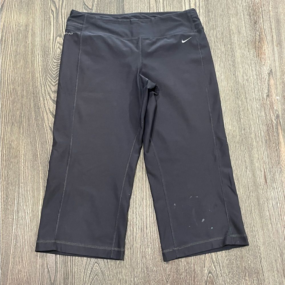 Nike Dri-Fit Capris Flare Leggings Wide Leg Mid Rise Elastic Waist Black Size M